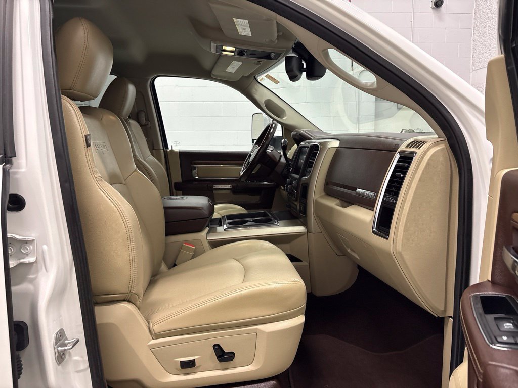 Used 2014 RAM 3500 Laramie AWD/4WD image 37