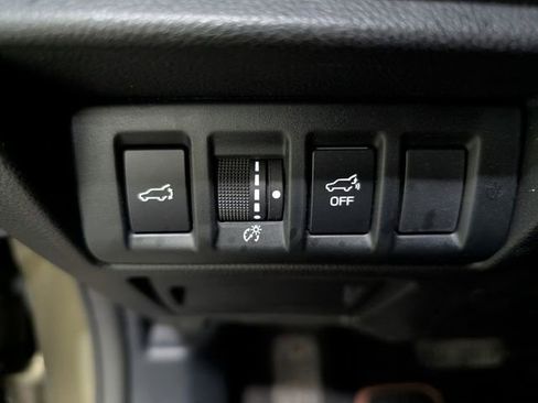 Used 2023 Subaru Outback Touring image 22