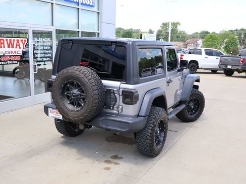Used 2018 Jeep Wrangler Sport AWD/4WD image 35