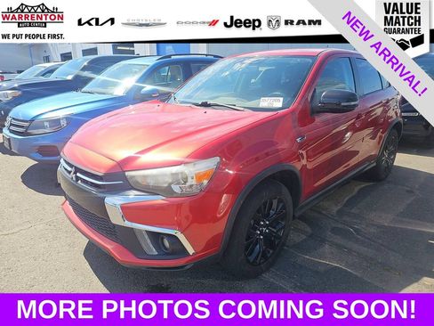 Used 2018 Mitsubishi Outlander Sport LE FWD image 1