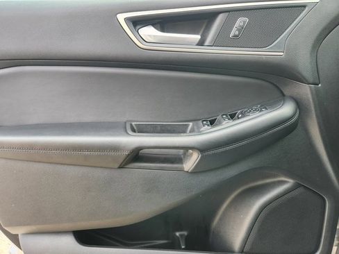 Used 2024 Ford Edge SEL image 21