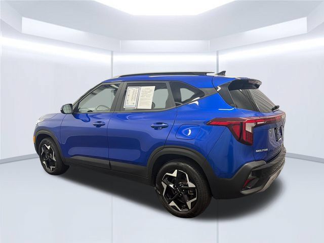 Certified 2025 Kia Seltos S AWD/4WD image 4