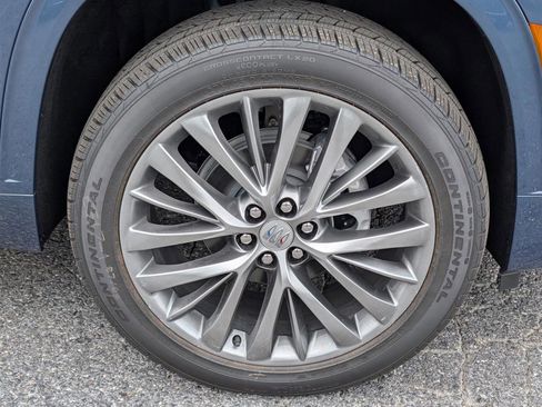 New 2026 Buick Enclave Avenir w/ Super Cruise Package image 8