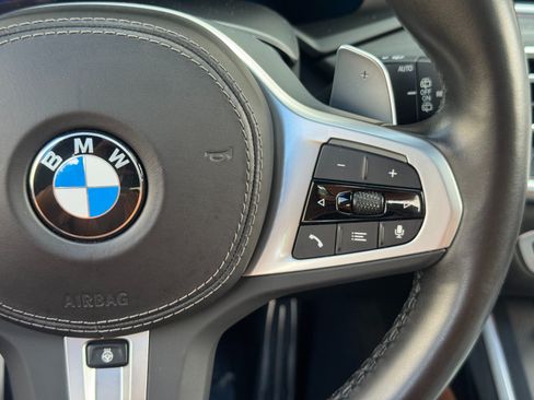 Used 2022 BMW X7 xDrive40i w/ M Sport Package AWD/4WD image 23
