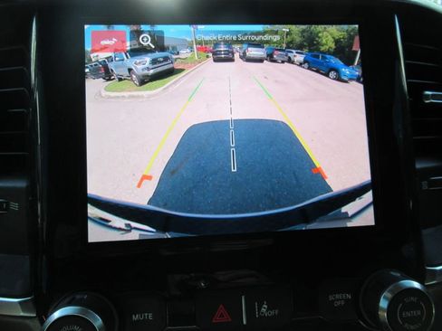 Used 2025 RAM 1500 Big Horn RWD image 29