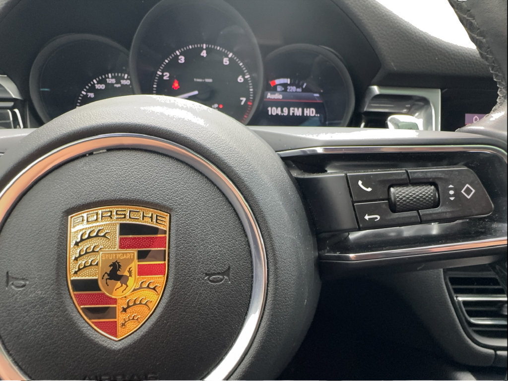 Used 2022 Porsche Macan AWD/4WD image 43