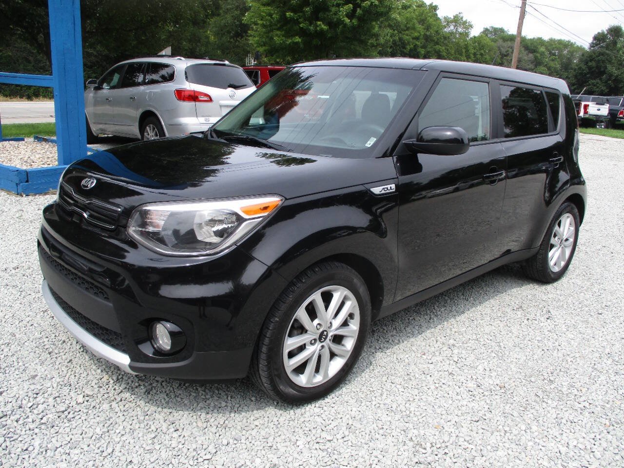 Used 2017 Kia Soul + FWD image 1