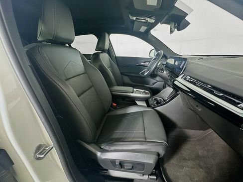 Used 2025 BMW X2 xDrive28i image 34