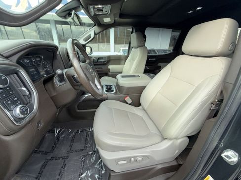 Used 2022 GMC Sierra 1500 SLT w/ SLT Premium Plus Package image 13