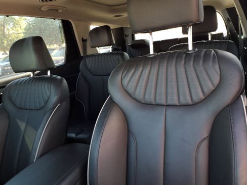 Used 2023 Hyundai Palisade Limited FWD image 15
