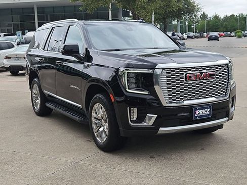 Used 2022 GMC Yukon Denali image 3