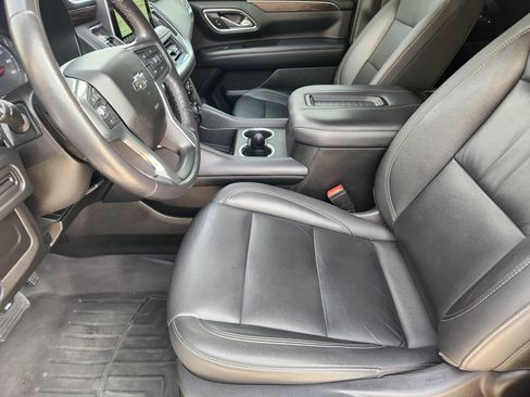 Used 2021 Chevrolet Suburban Z71 w/ Rear Media and Nav Package image 13