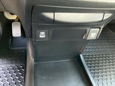 Used 2024 Honda Odyssey EX-L image 16
