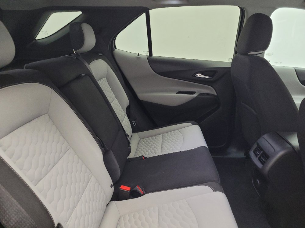Used 2018 Chevrolet Equinox LT FWD image 19