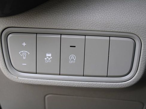 Used 2023 Kia Soul LX FWD image 23