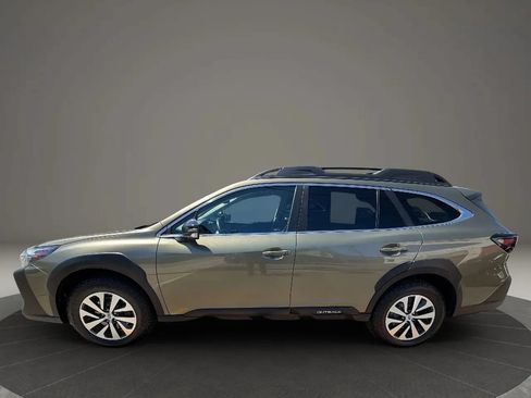Used 2023 Subaru Outback Premium AWD/4WD image 8