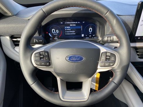 New 2026 Ford Explorer Active w/ Active Comfort Package image 21