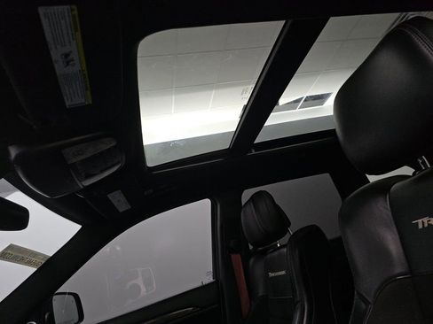 Used 2021 Jeep Grand Cherokee Trackhawk image 8