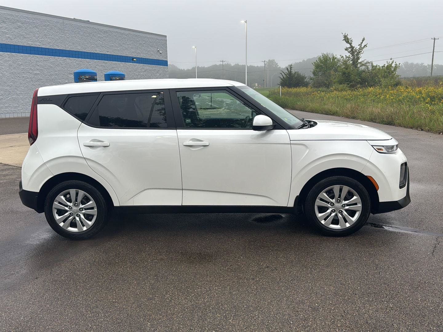 Used 2020 Kia Soul LX FWD image 6