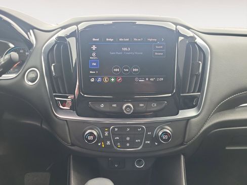 Certified 2023 Chevrolet Traverse LT image 14