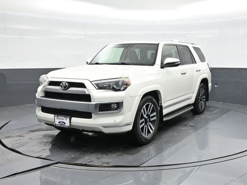 Used 2014 Toyota 4Runner Limited RWD image 18