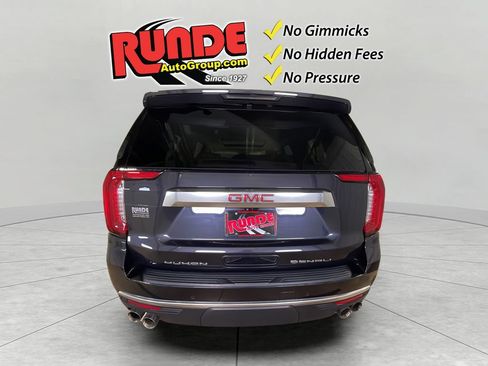 Used 2023 GMC Yukon XL Denali w/ Advanced Technology Package AWD/4WD image 5