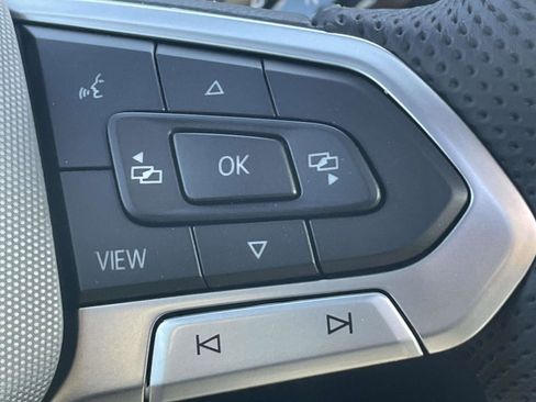 New 2026 Volkswagen Tiguan SE R-Line FWD image 22