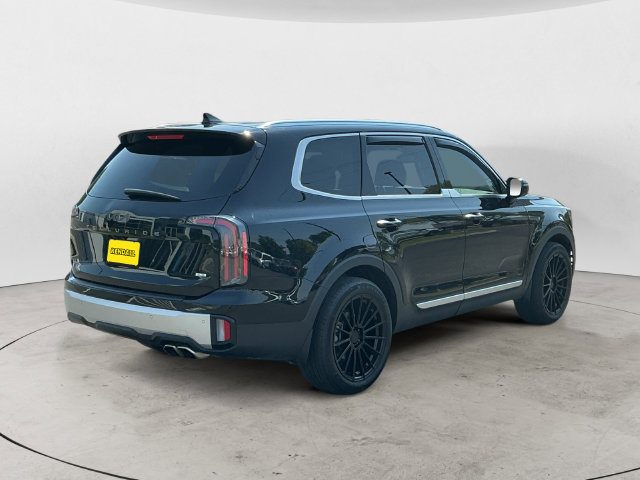 Used 2023 Kia Telluride SX AWD/4WD image 5