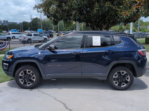 Used 2018 Jeep Compass Trailhawk w/ Cold Weather Group AWD/4WD image 7