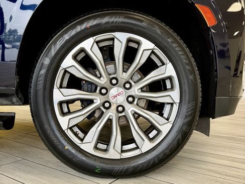 Used 2022 GMC Yukon Denali RWD image 20