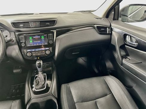Used 2019 Nissan Rogue Sport SL w/ Premium Package AWD/4WD image 28