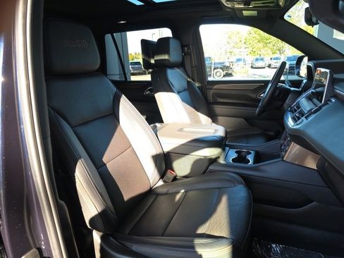 Used 2024 Chevrolet Tahoe High Country image 12