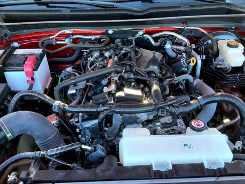 Used 2024 Toyota Tacoma SR5 image 33