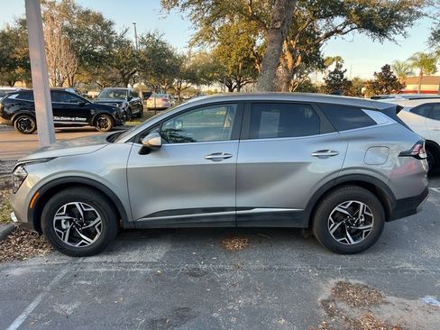 Certified 2024 Kia Sportage LX image 6