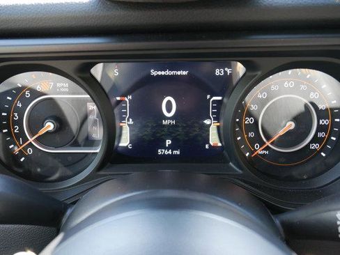 Used 2024 Jeep Wrangler Sport S image 28