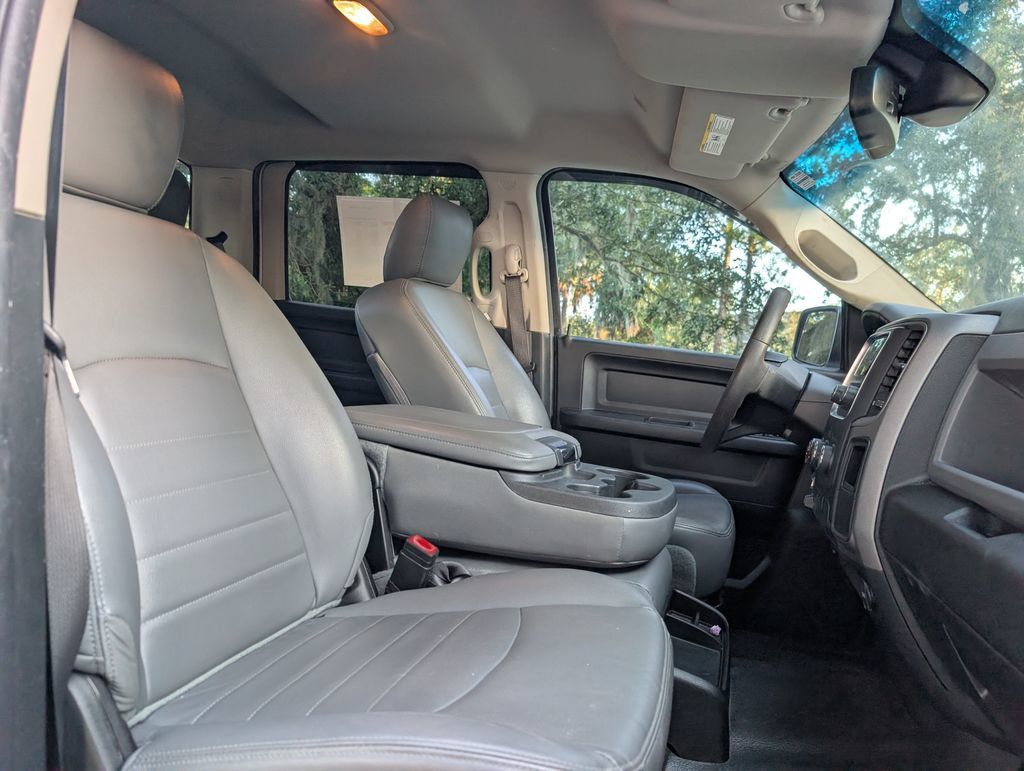 Used 2020 RAM 1500 Tradesman AWD/4WD image 14