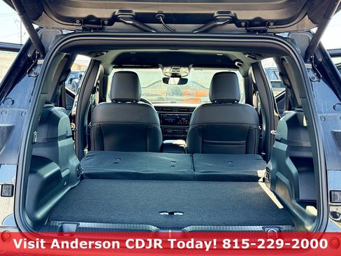 New 2026 Jeep Cherokee Limited image 7