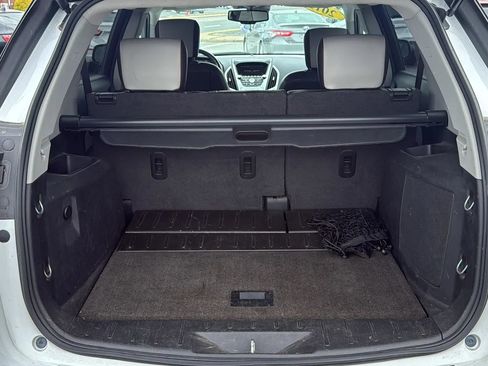 Used 2011 GMC Terrain SLT AWD/4WD image 10