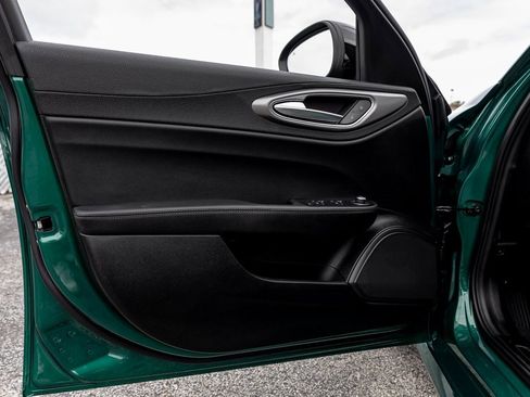 New 2025 Alfa Romeo Giulia w/ Veloce Package Rwd image 25