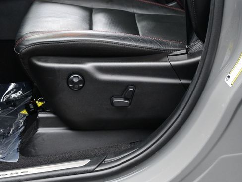 Used 2024 Dodge Durango R/T w/ Tow 'N Go Package image 11