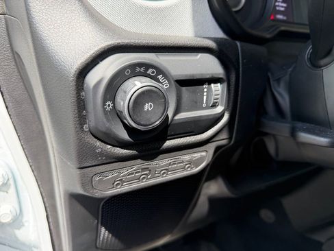 Used 2024 Jeep Wrangler Sport S AWD/4WD image 20