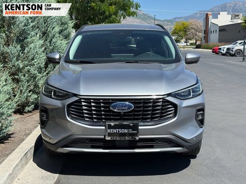 Used 2024 Ford Escape Platinum AWD/4WD image 4