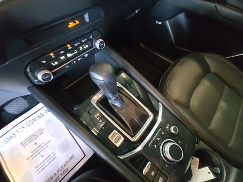 Used 2021 MAZDA CX-5 Touring w/ Touring Preferred SV Package FWD image 18