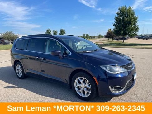 Used 2019 Chrysler Pacifica Touring Plus w/ Advanced Safetytec Group FWD image 1