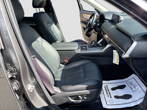 Certified 2024 MAZDA CX-90 Plug-In Hybrid w/ Premium Pkg AWD/4WD image 31