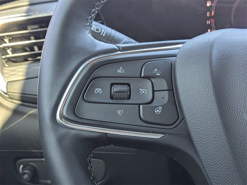 Used 2025 Buick Encore GX Avenir w/ Avenir Technology Package image 33