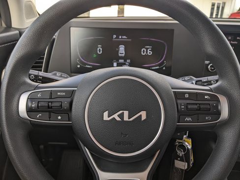 Certified 2023 Kia Sportage LX image 20