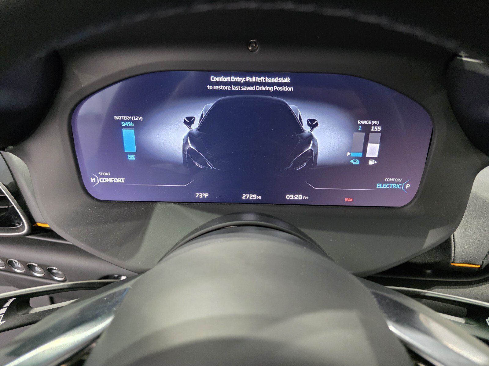 Used 2025 McLaren Artura RWD image 12