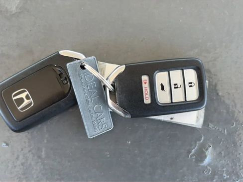 Used 2019 Honda HR-V EX image 17