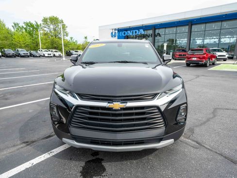 Used 2019 Chevrolet Blazer LT FWD image 2